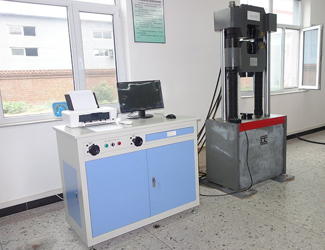 испытание на прочность на разрыв и испытание на удар