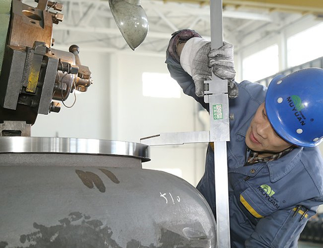 проверка размеров на токарном станке