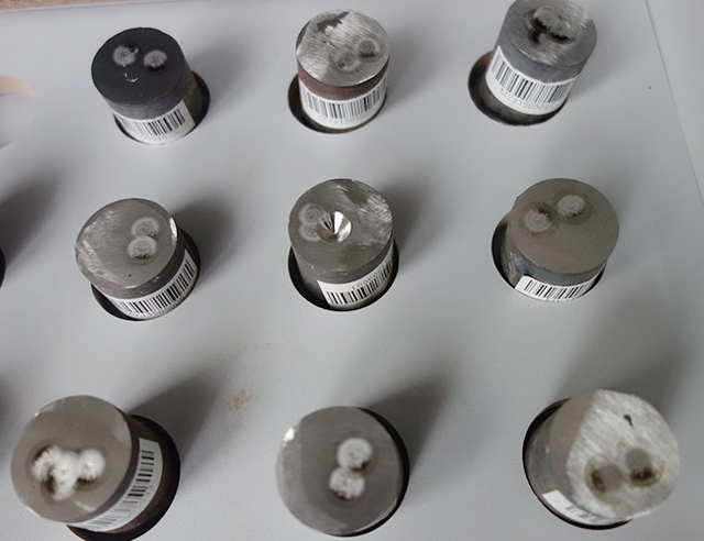 контрольный образец спектрографа для отслеживания качества